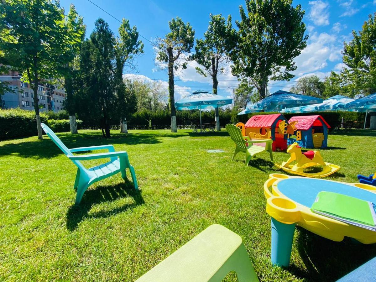 Hotel Marea Neagra Mamaia Exteriör bild